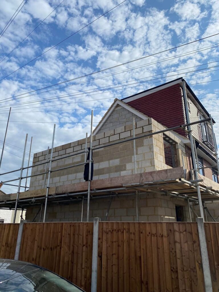 Dagenham: RM8 Double store extension 300mm block work cavity wall